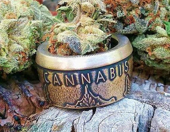 Cannabis Legalize Nature 999 Fine Silver Coin Ring